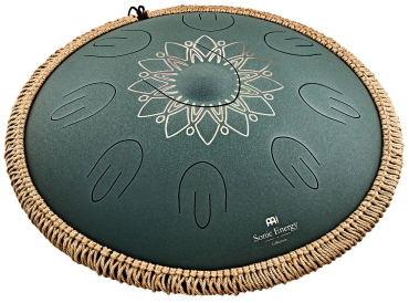 MEINL OSTD4DGE Sonic Energy 16 Octave Steel Tongue Drum, Fis Moll, 9 Töne, 432 Hz, Dunkelgrün, Graviertes florales Design