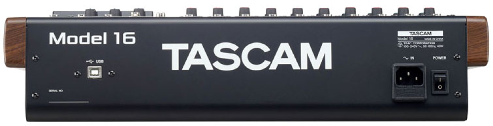 TASCAM Model 16 Mischpult